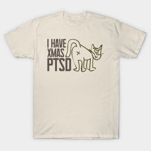 I Have Xmas PTSD: Feline Reflections in Gray T-Shirt